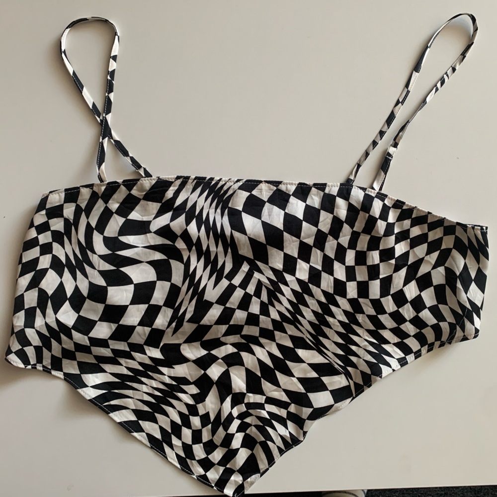 Triangle tank top